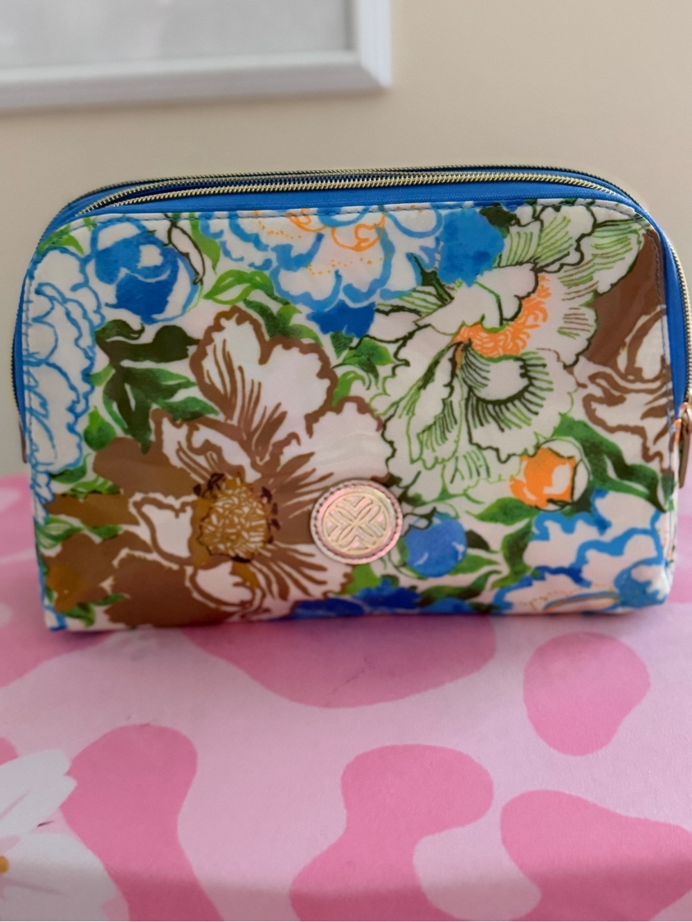 NWT Lilly Pulitzer Coated Cosmetic Pouch Rutabaga Sympeony